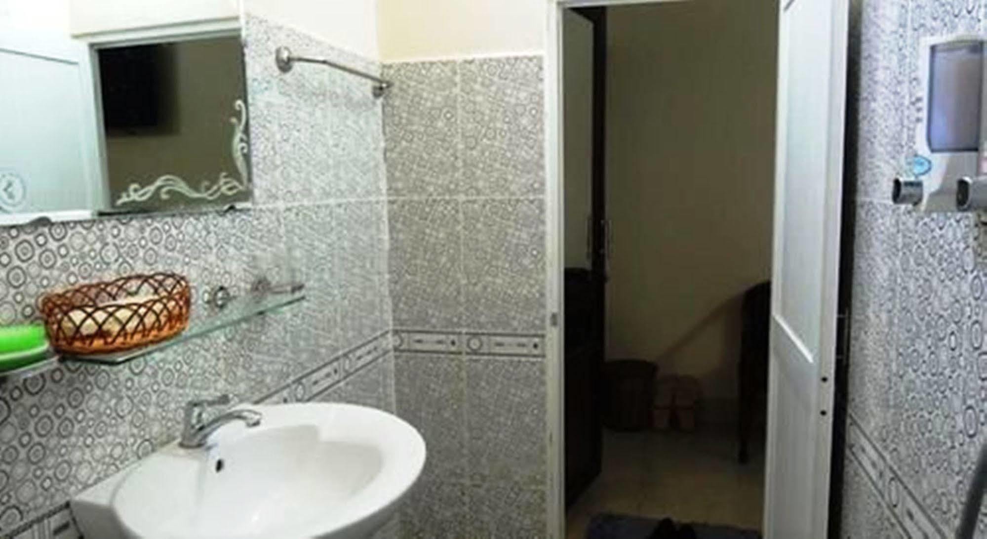 Huong Toan 2 Hotel Фу Куок Екстериор снимка